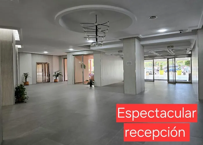 La Colina Estudio Vistas Al Mar Y Sierra, Piscina Y Tren Directo Aeropuerto * Torremolinos