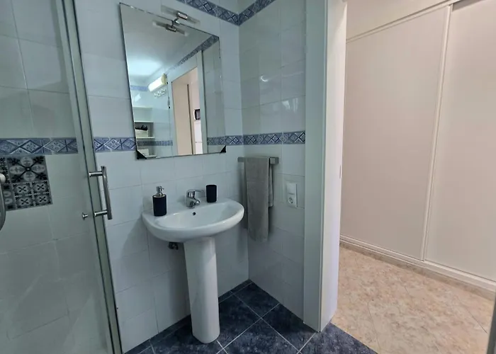 La Colina Estudio Vistas Al Mar Y Sierra, Piscina Y Tren Directo Aeropuerto Torremolinos