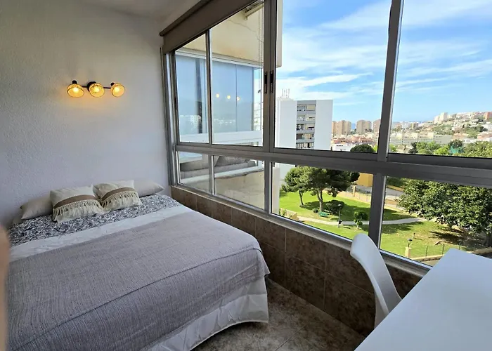 La Colina Estudio Vistas Al Mar Y Sierra, Piscina Y Tren Directo Aeropuerto *