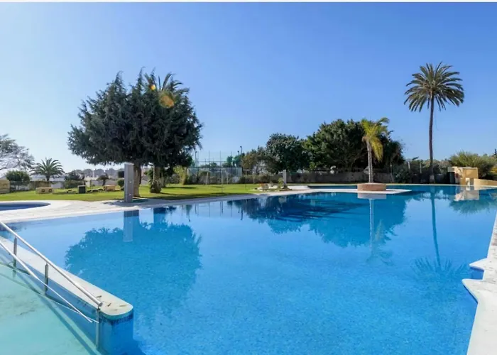 Apartament La Colina Estudio Vistas Al Mar Y Sierra, Piscina Y Tren Directo Aeropuerto *