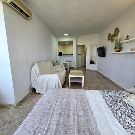 La Colina Estudio Vistas Y Piscina