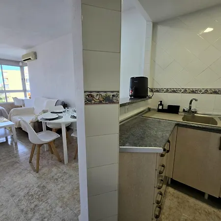 La Colina Estudio Vistas Al Mar Y Sierra, Piscina Y Tren Directo Aeropuerto * Torremolinos