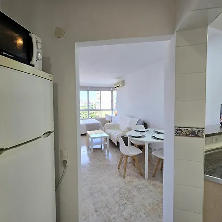 La Colina Estudio Vistas Al Mar Y Sierra, Piscina Y Tren Directo Aeropuerto Lägenhet