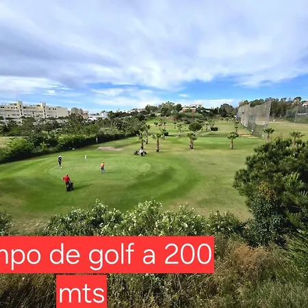 La Colina Estudio Vistas Al Mar Y Sierra, Piscina Y Tren Directo Aeropuerto * توريمولينوس