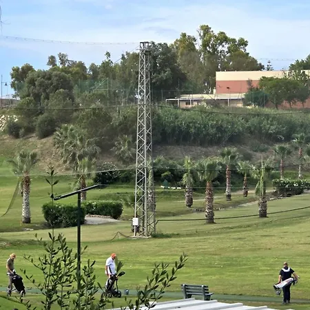 La Colina Estudio Vistas Al Mar Y Sierra, Piscina Y Tren Directo Aeropuerto شقة توريمولينوس