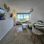 La Colina Estudio Vistas Al Mar Y Sierra, Piscina Y Tren Directo Aeropuerto * توريمولينوس