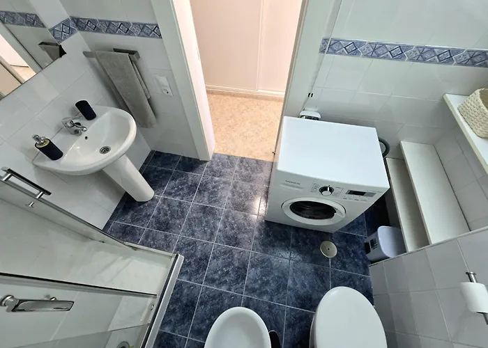 La Colina Estudio Vistas Al Mar Y Sierra, Piscina Y Tren Directo Aeropuerto Torremolinos